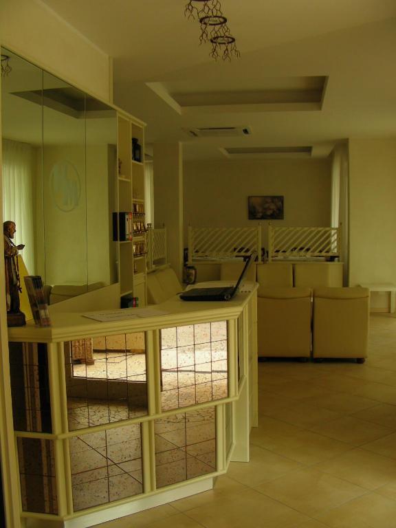 Miriam Hotel