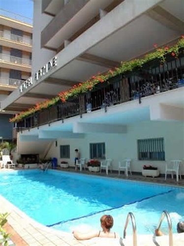 Artide Hotel 3*