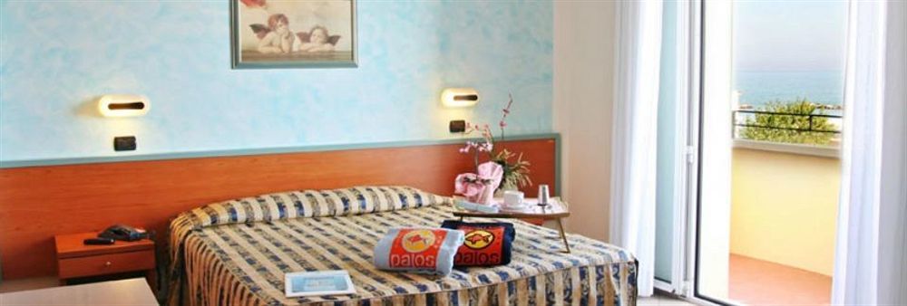 Hotel Palos 3*