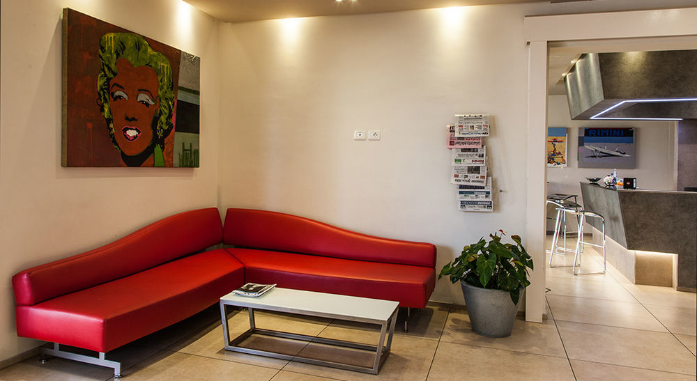 L'hotel 3*
