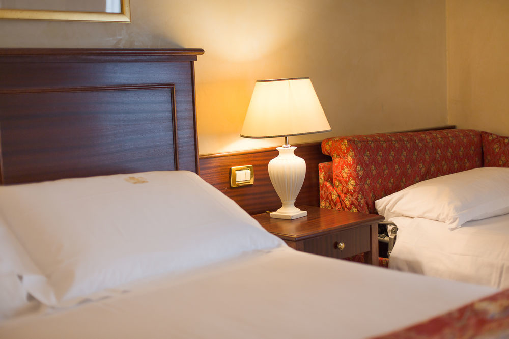 Hotel De Londres 4*