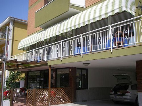 Sonne Hotel