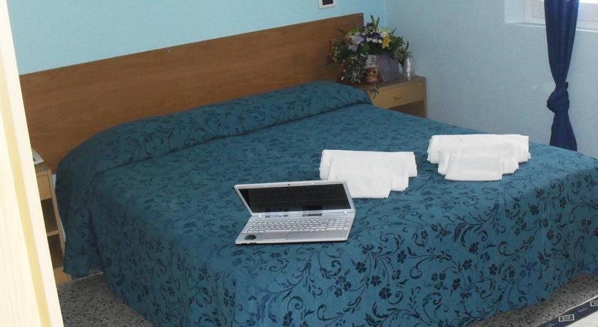 Hotel Eliseo 2*