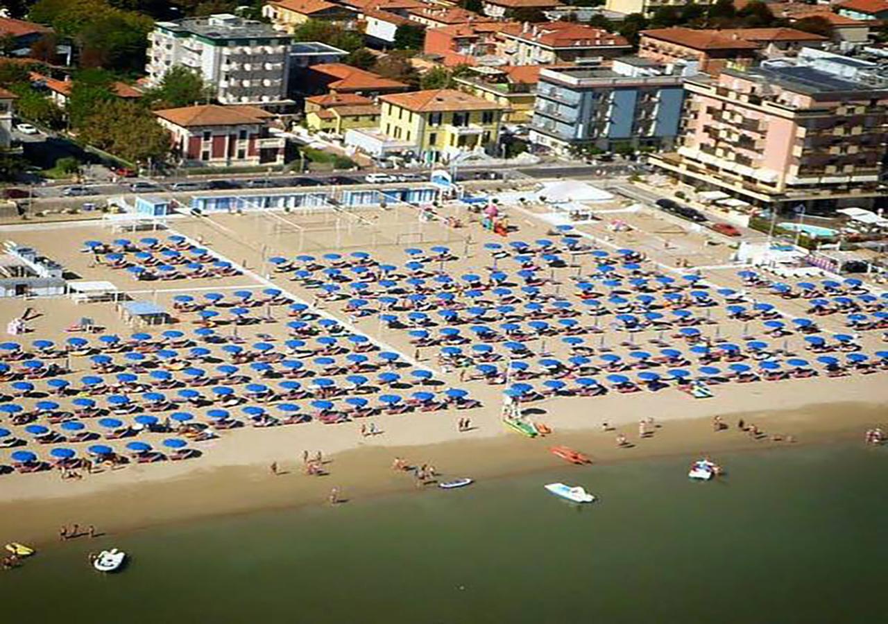 Laura 2* Rimini