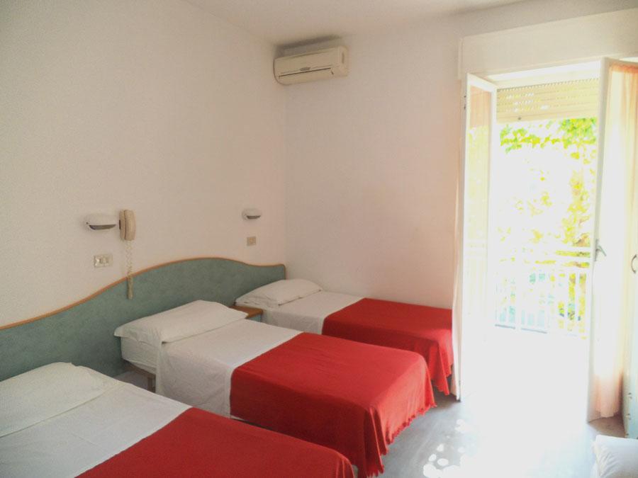 Hotel Luna Rossa 3*