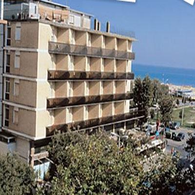 Hotel Airone