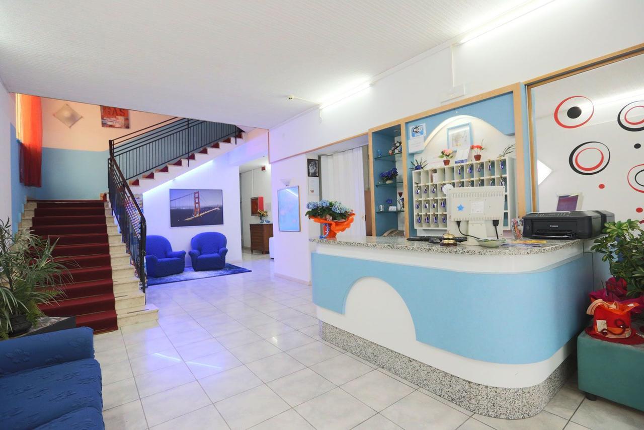 Tv Hotel
