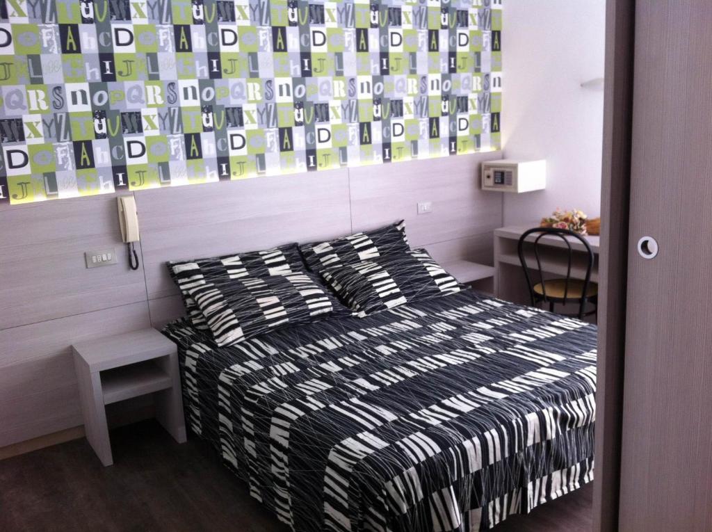 Ave Hotel
