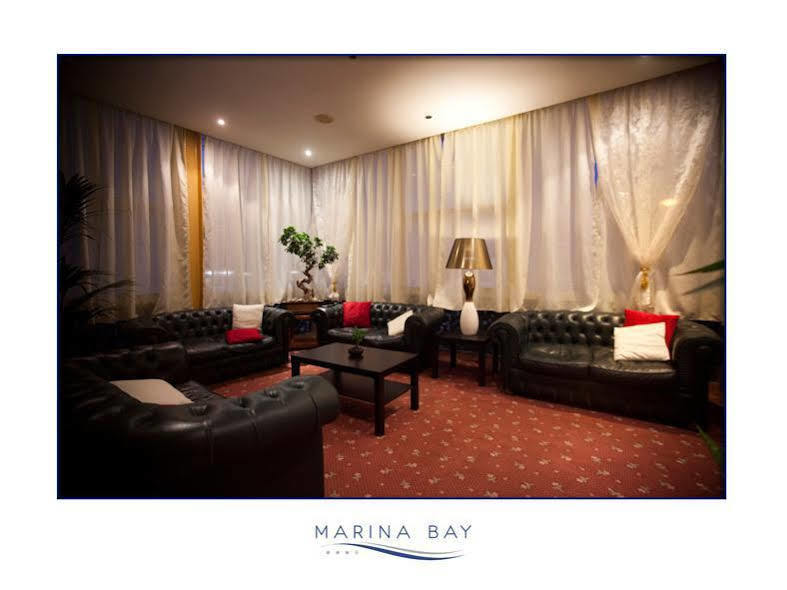 Marina Bay Hotel