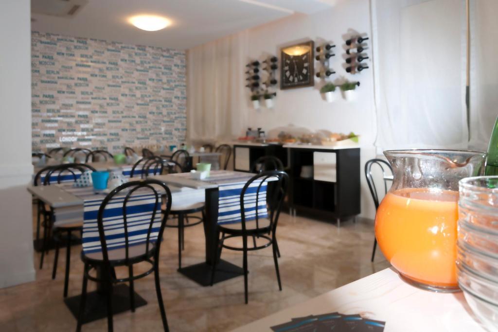 Ave Hotel 2*