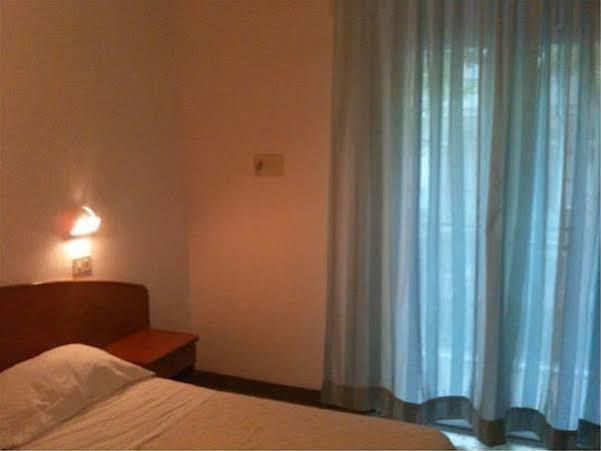 Tv Hotel