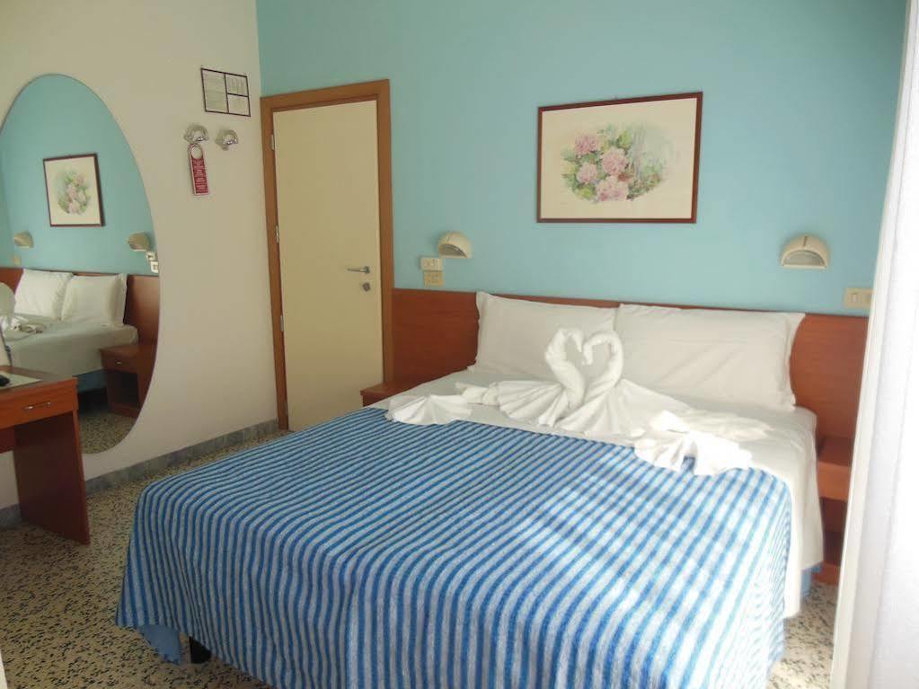 Hotel Kennedy 3*