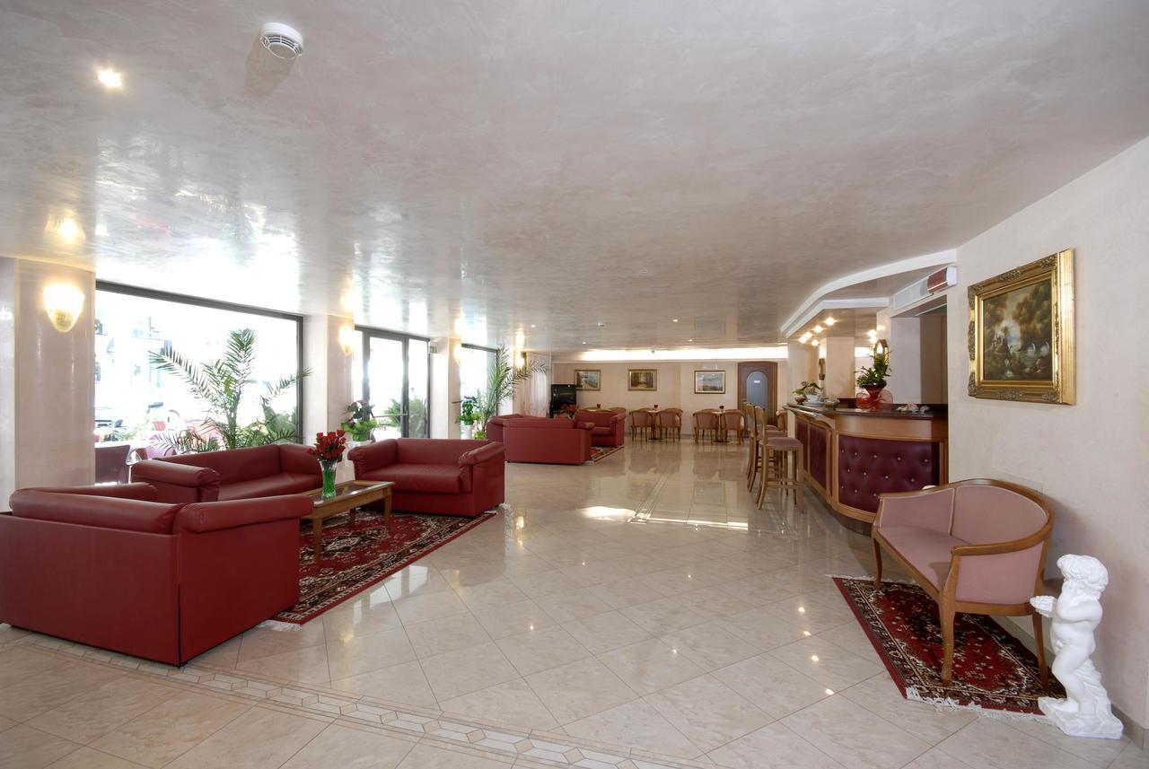 Hotel Christian 3*