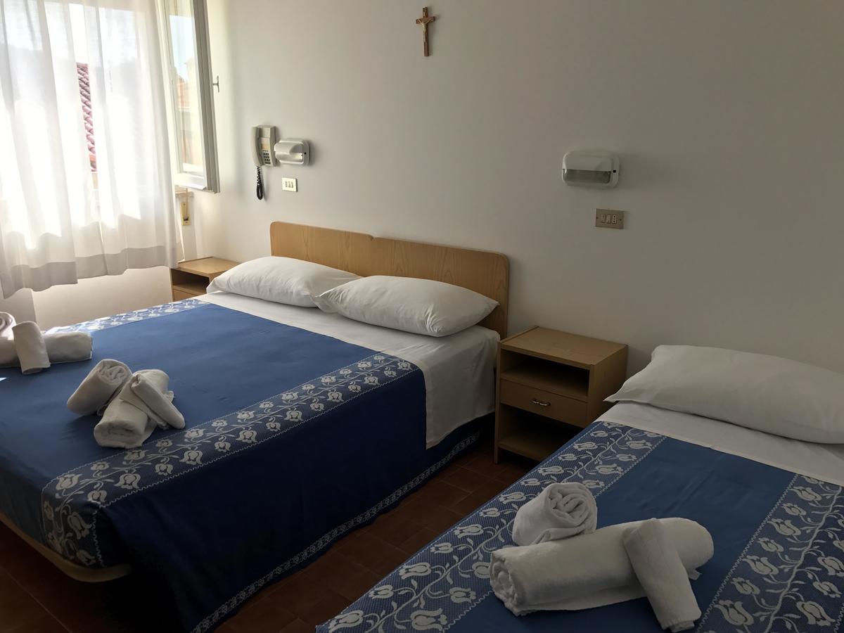 Vera Hotel