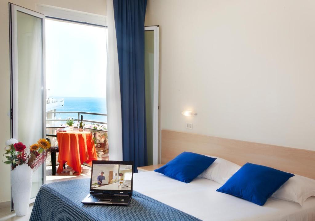 Hotel Fantasy 3*