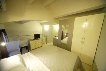 Le Viole Aparthotel