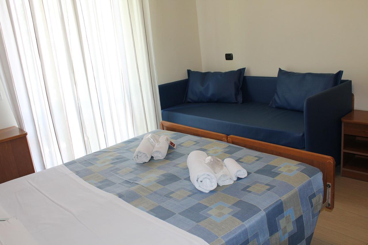 Oblio Hotel 2*