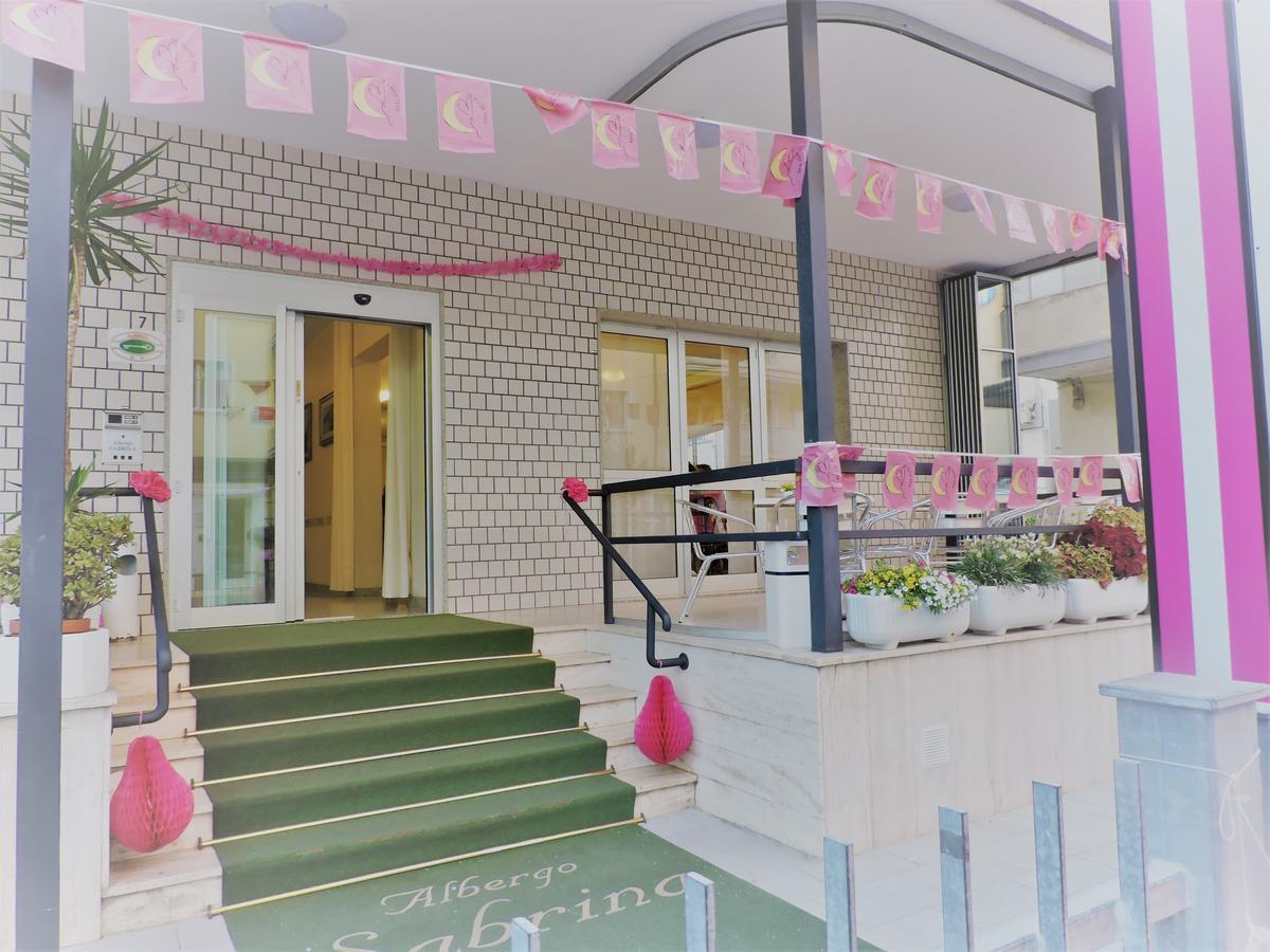 Sabrina Hotel 2*