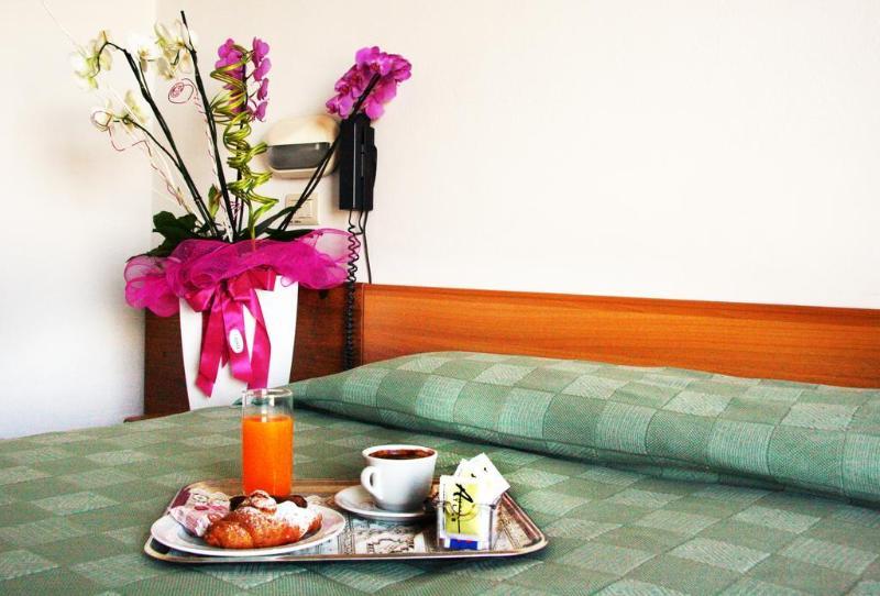 Hotel Atlas 3*