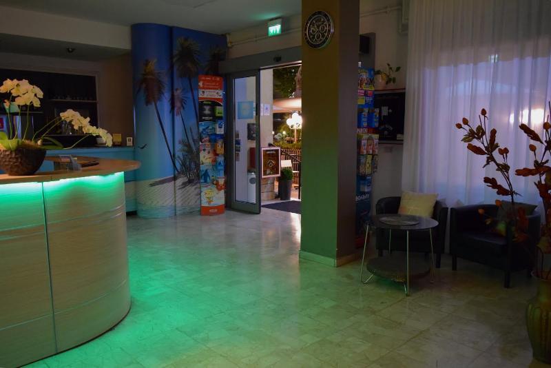 Oxford 3* Rimini
