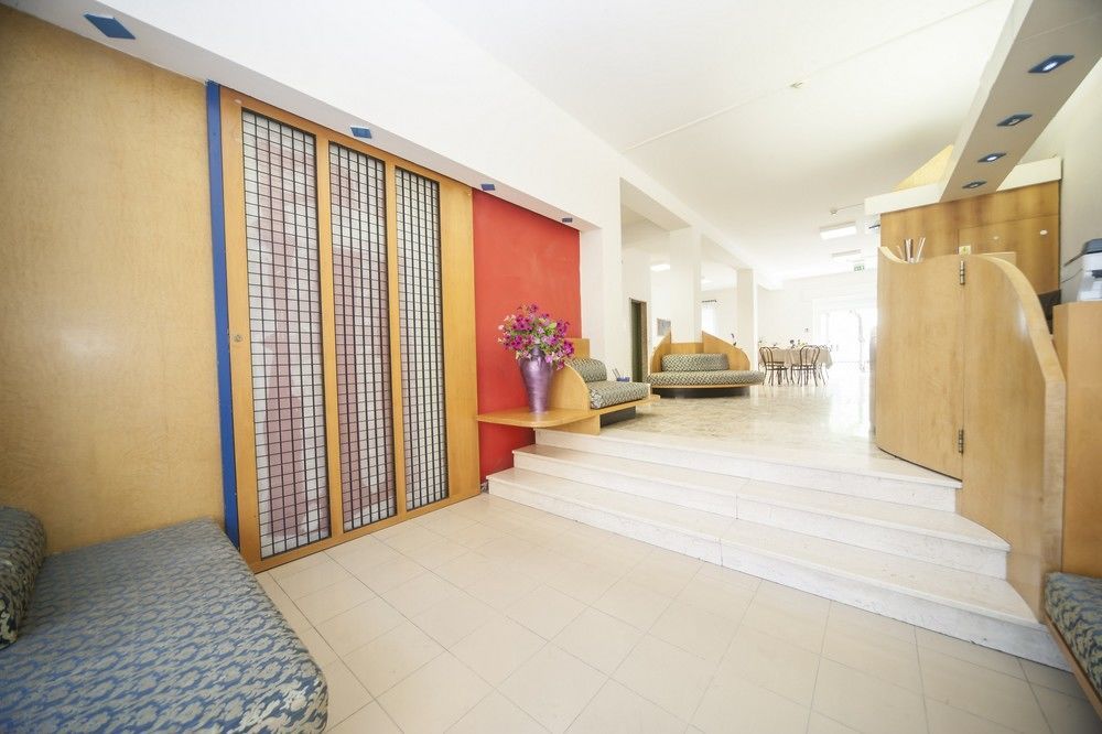 Hotel T 3*