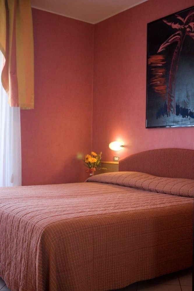 Hotel Junior 3*