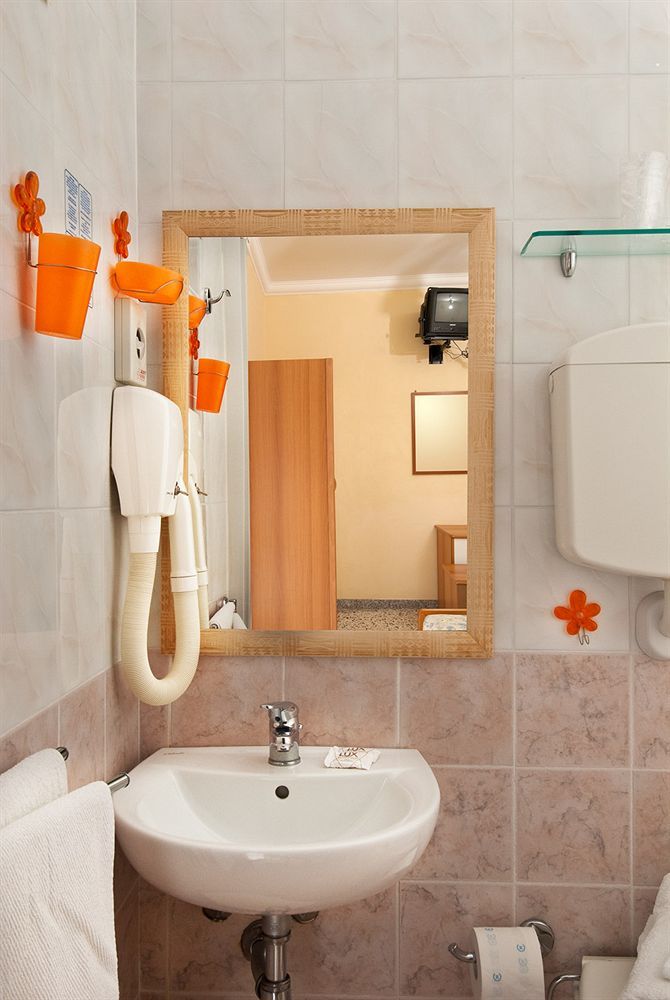 Hotel Grappoli *