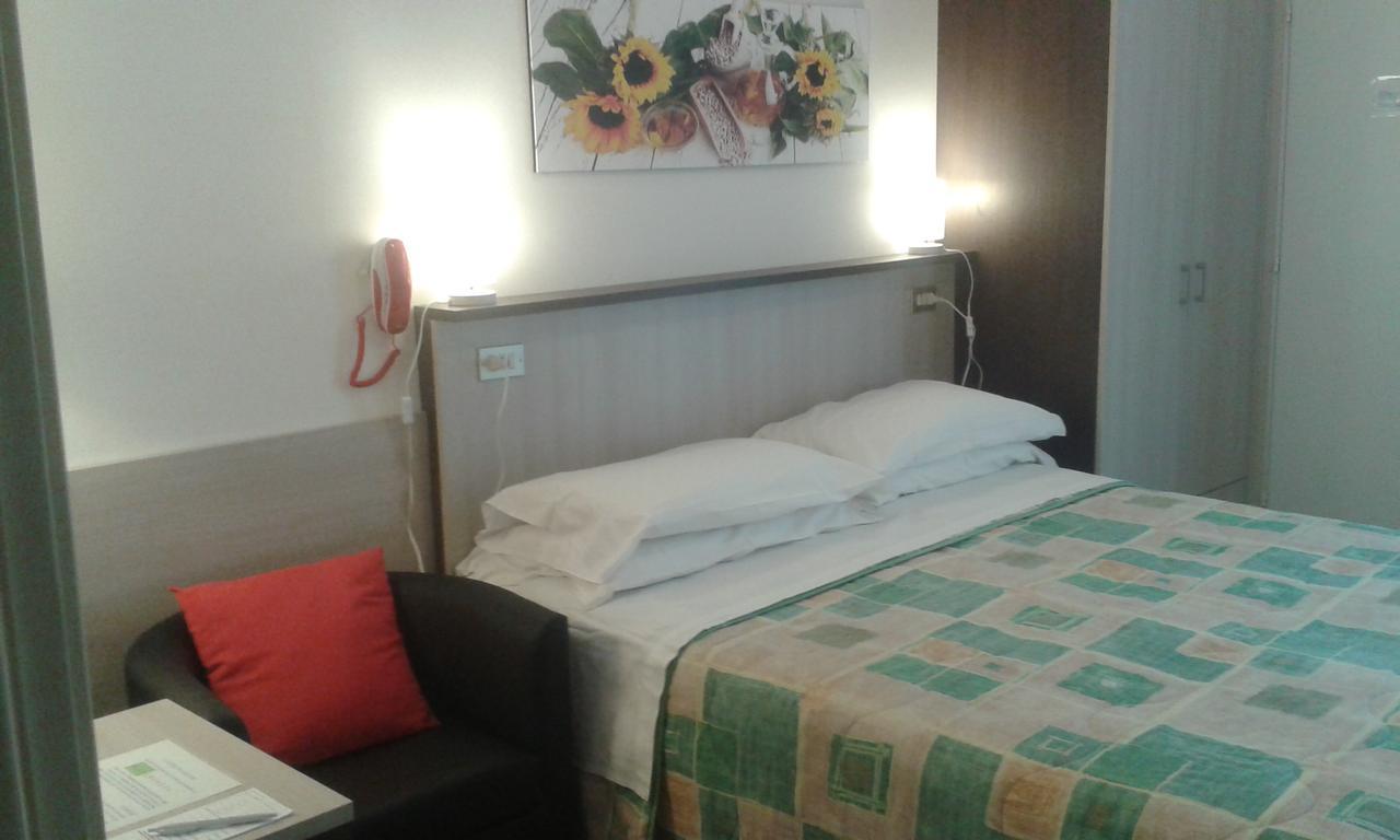 Aros 3* Rimini