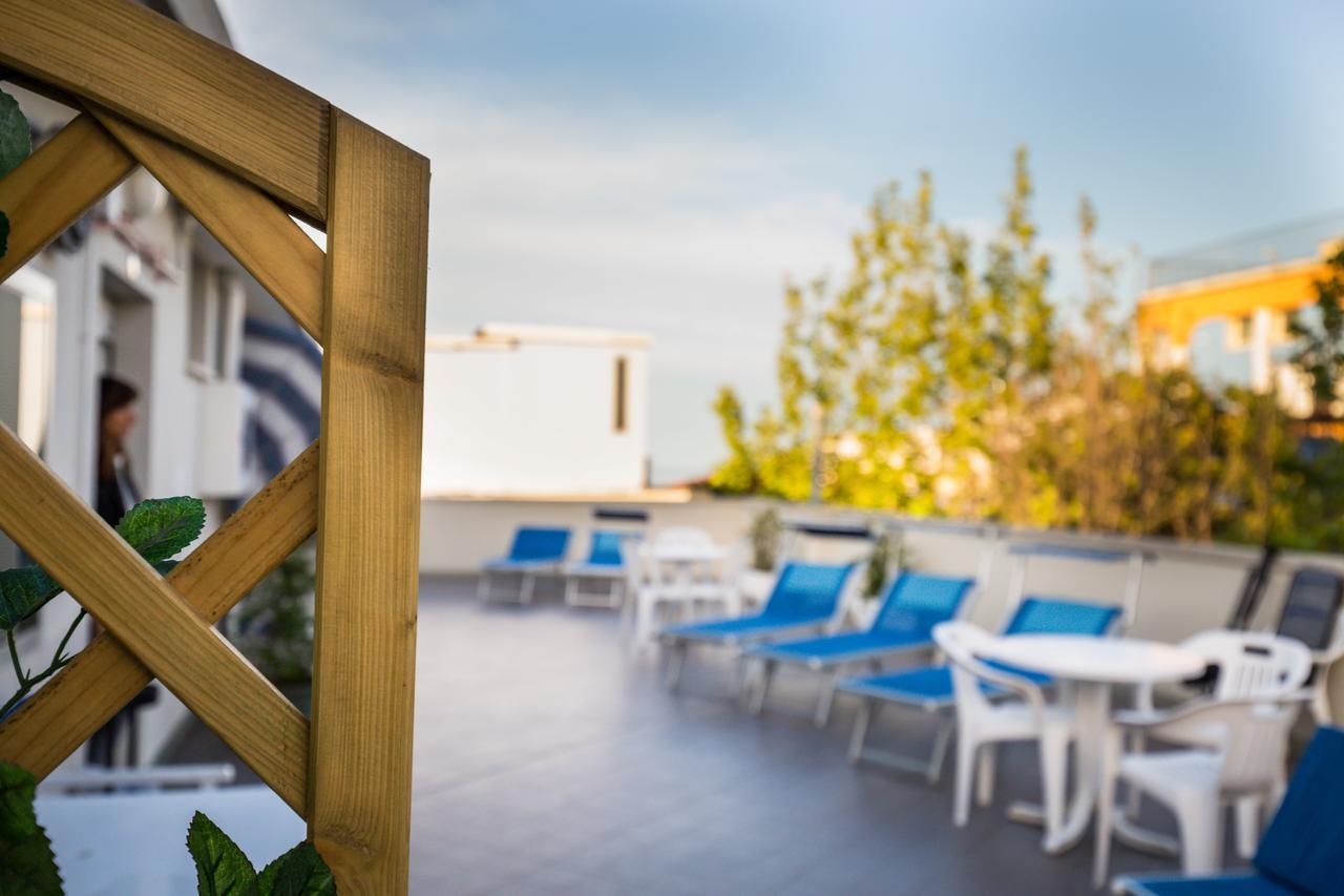Caraibi Hotel 3*