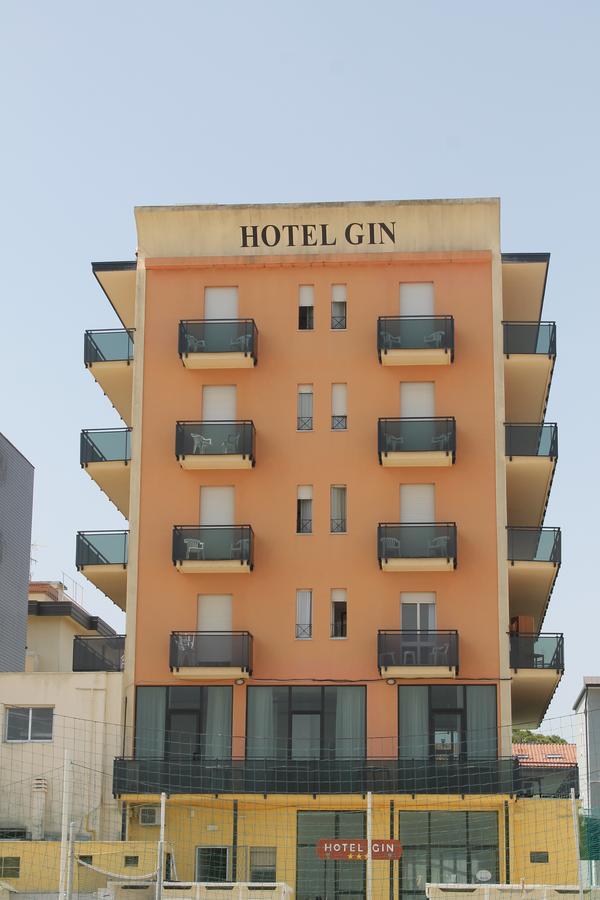 Gin Hotel Rimini