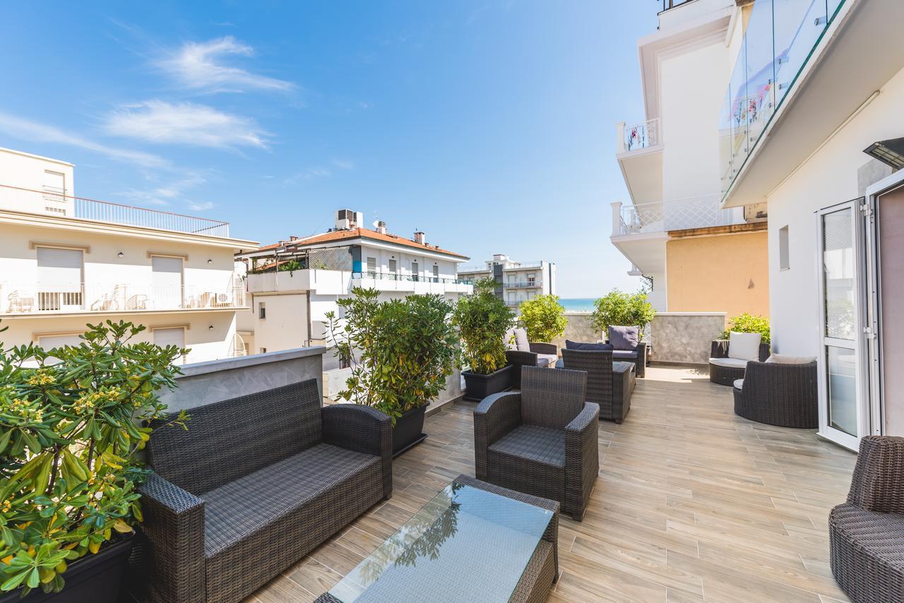 Hotel Romina 3*