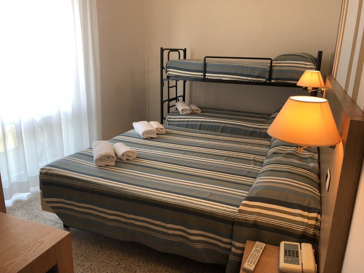 Hotel Gin 3*