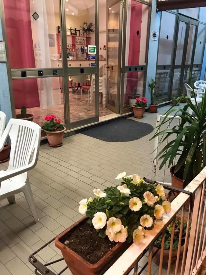 Hotel Luna Rossa 3*