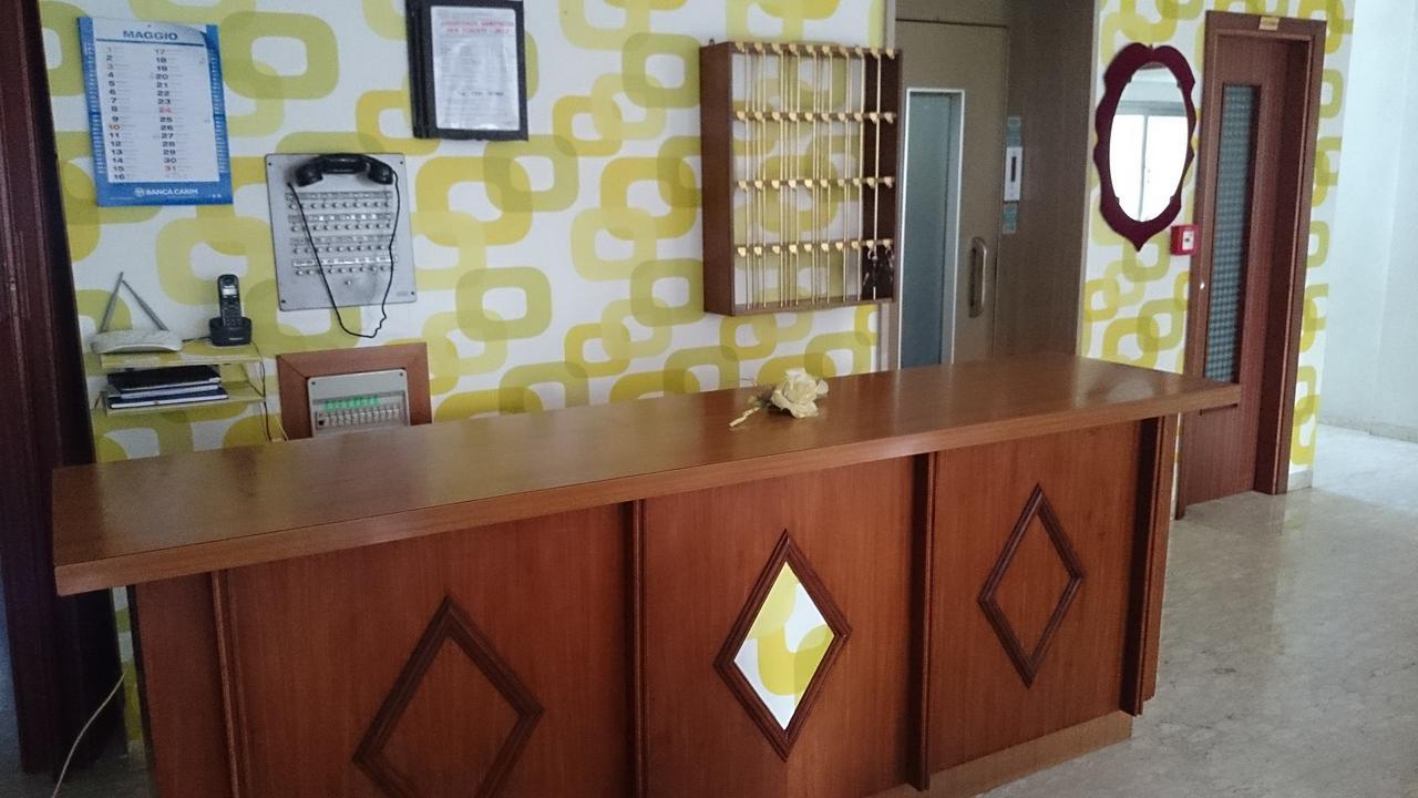 Savini Hotel 2*