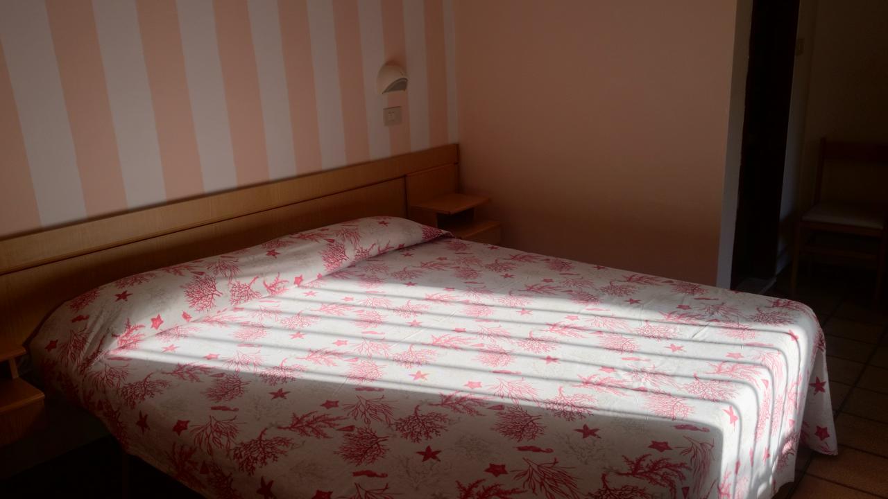 Savini Hotel 2*