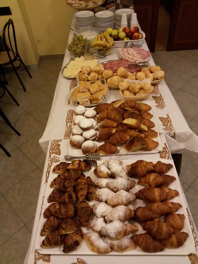Andrea's