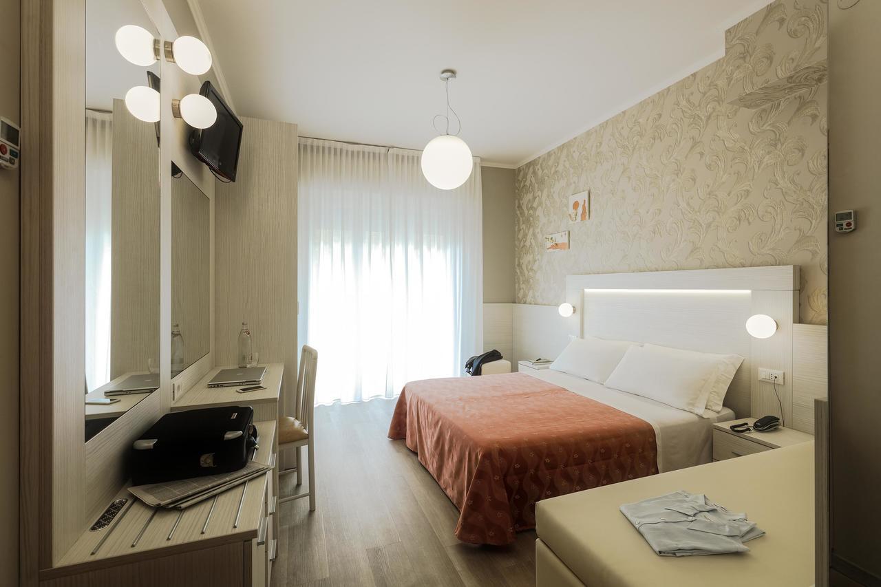 Ombretta Mare 3*