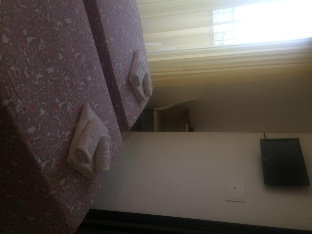 Hotel John 3*