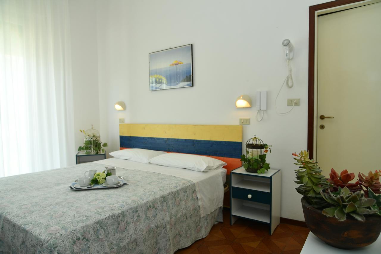 Leonarda Hotel Rimini
