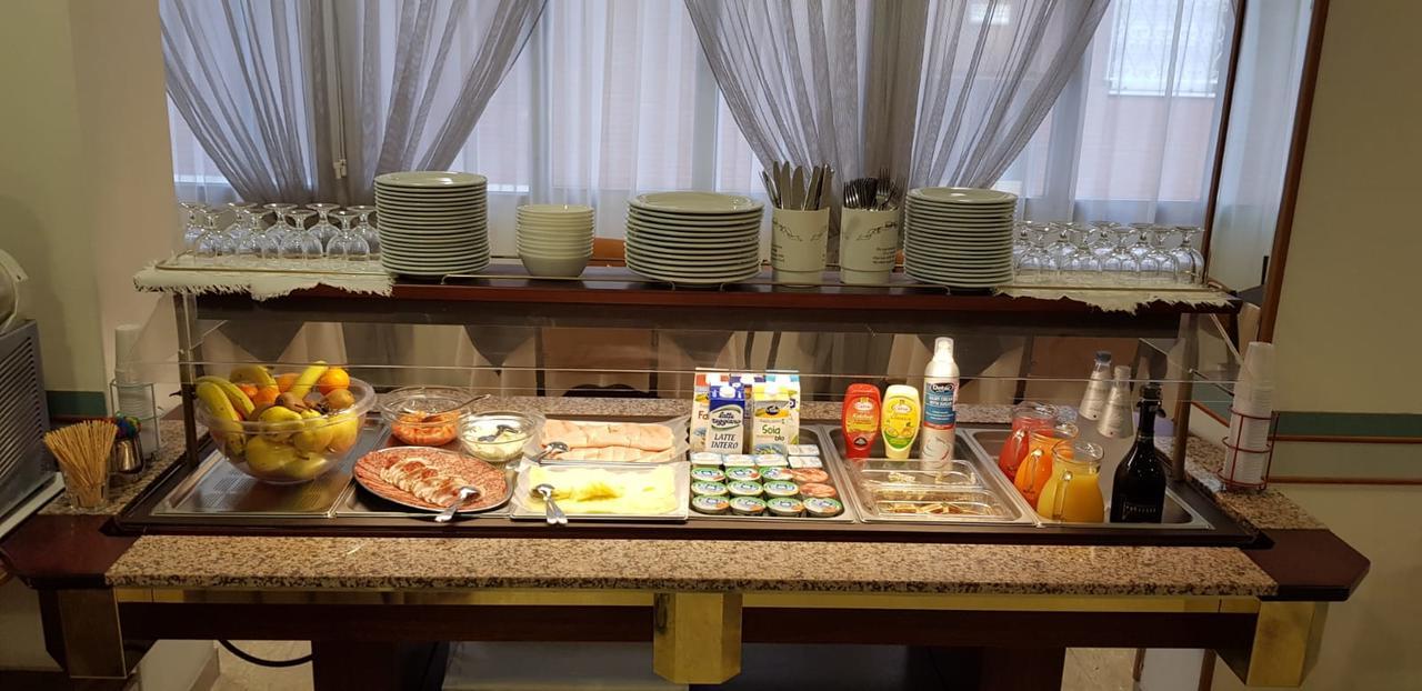 Hotel Ramona 2*