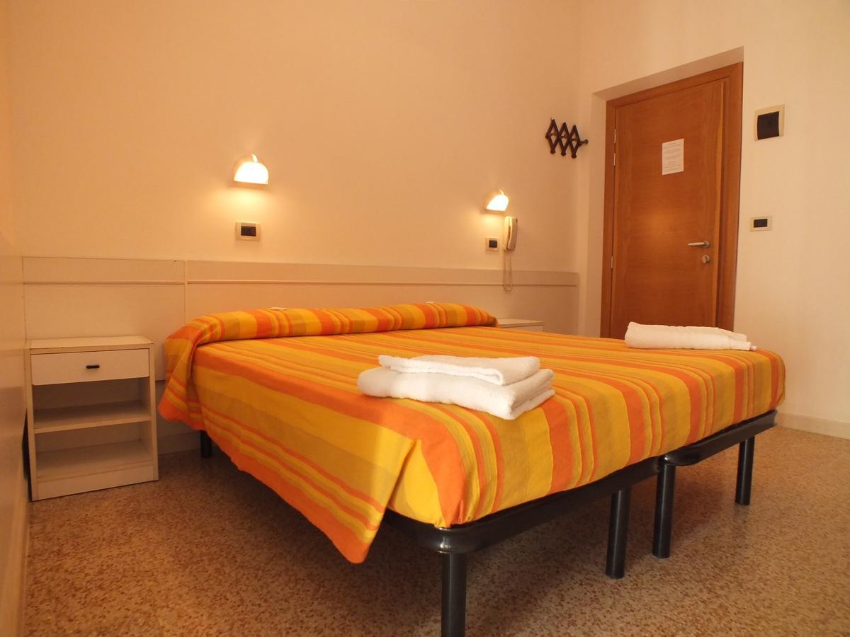 Hotel Luana *