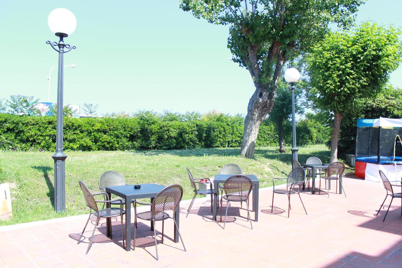 Stella Polare Aparthotel 3*