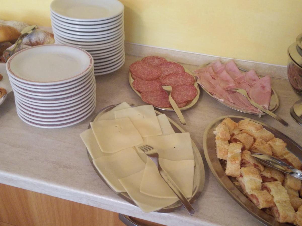 Hotel Ronconi *
