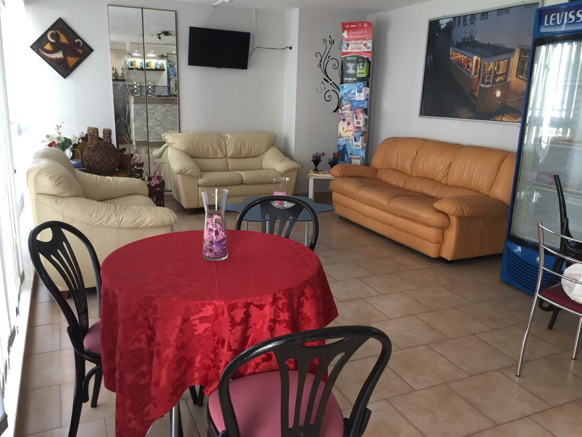 Hotel Rimini 2*