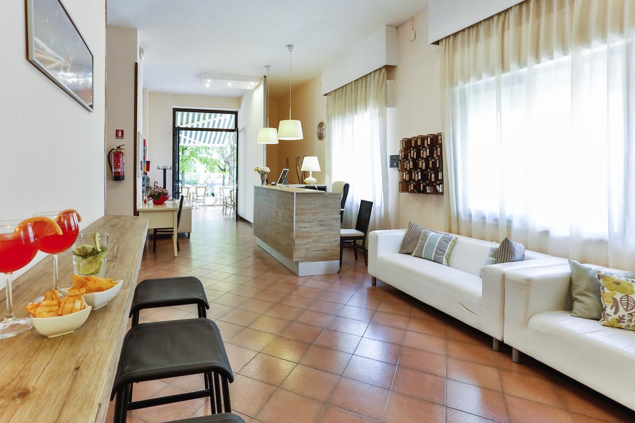 Avana Mare 3* Rimini