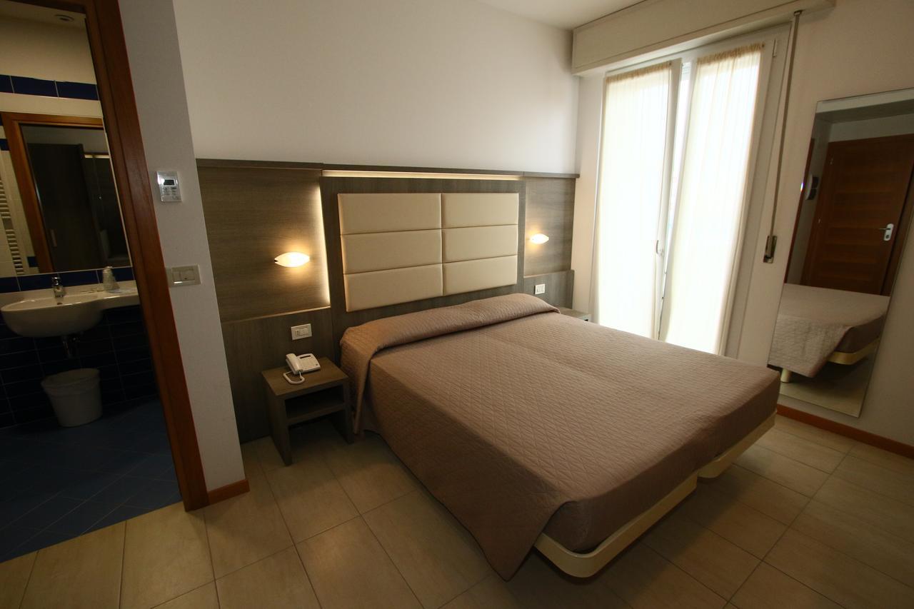 Boom Hotel 3*