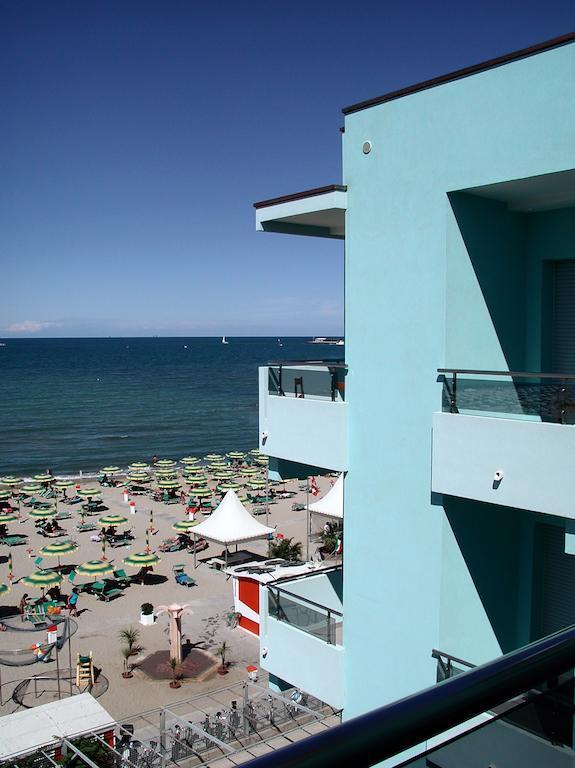 Iones Hotel 3*