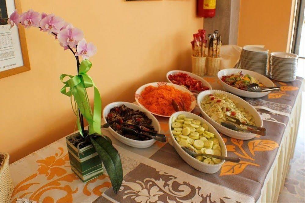 Jasmine Hotel 3*
