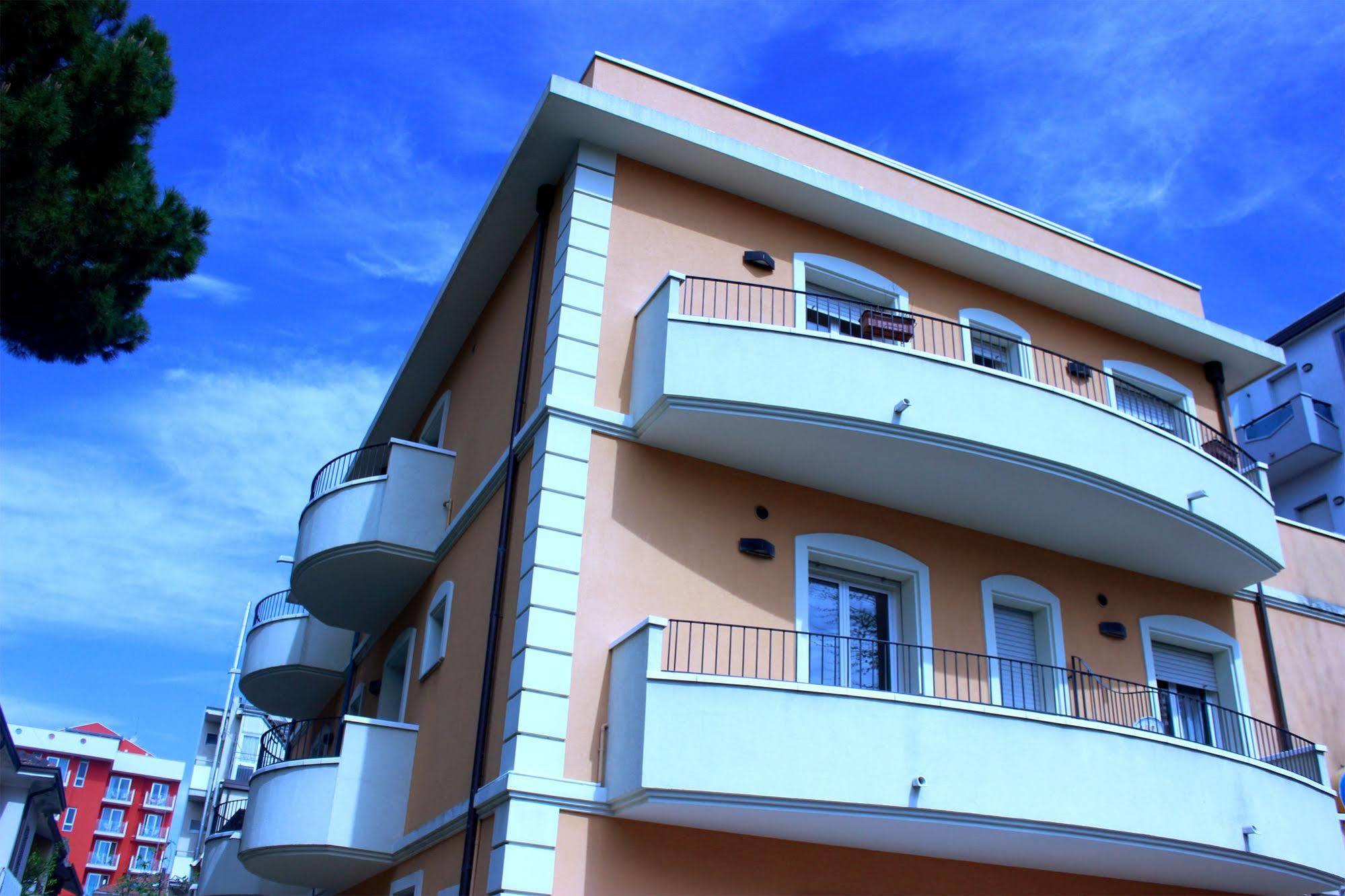 Del Sole Appart hôtel 2*