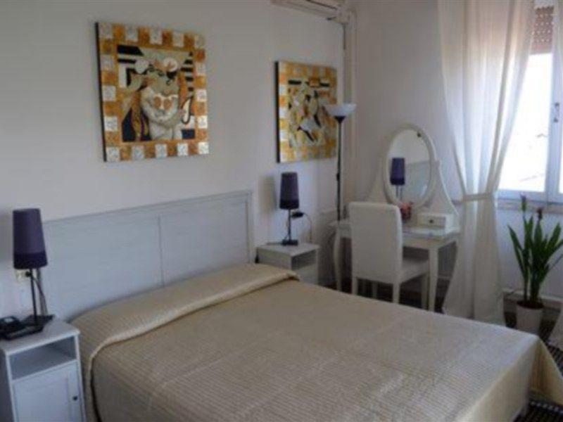 Hotel Oxford 3*